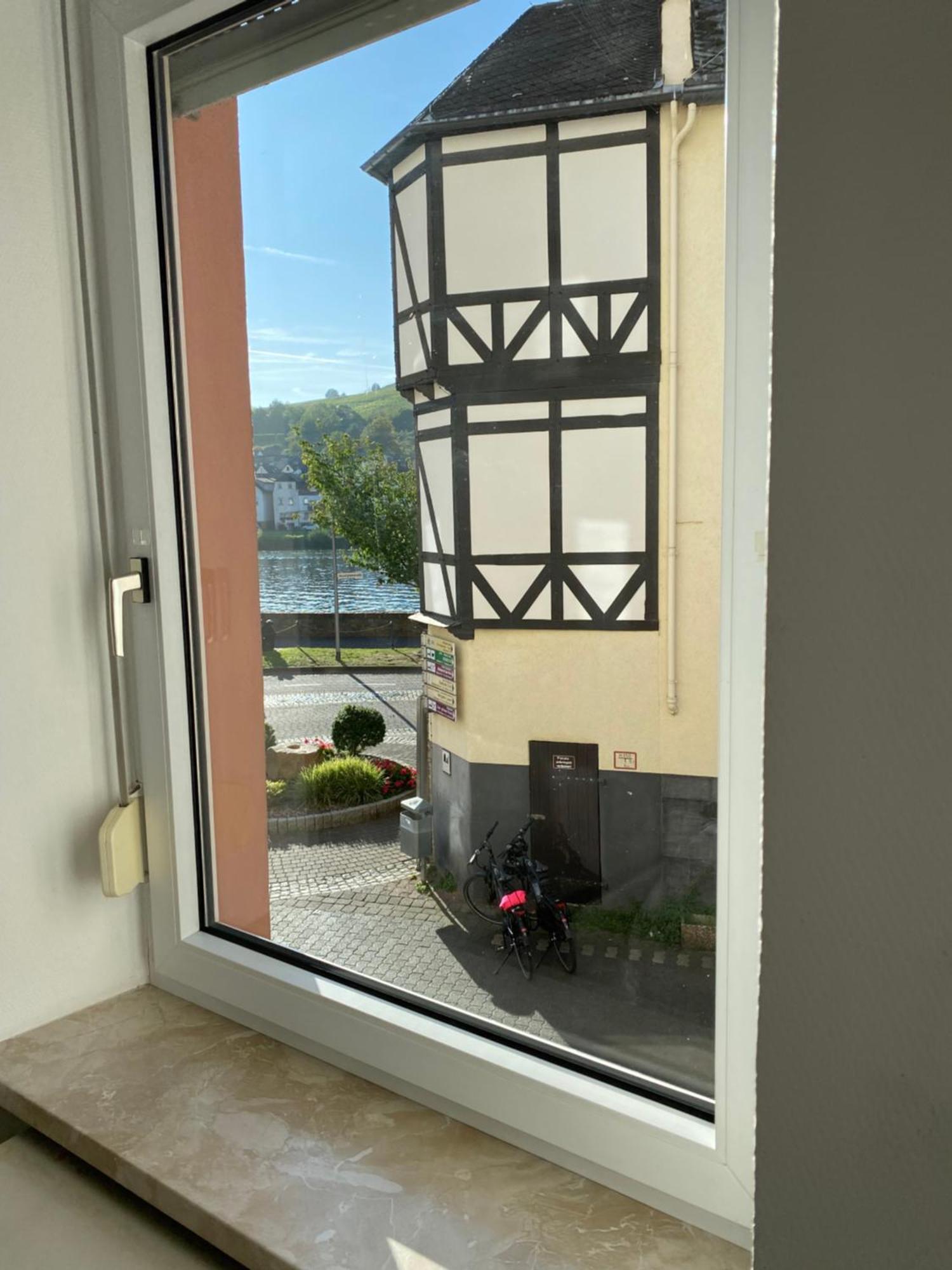 Ferienwohnung Zentral An Der Moselpromenade Zell Extérieur photo